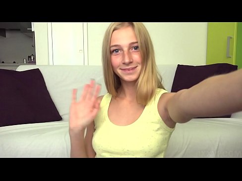 ❤️ Quand je m'ennuie, je me masturbe paresseusement ma chatte rose ☑ Fucking at us ❌❤